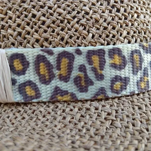 VINTAGE FABINI NY 100% Straw SunHat with Cheetah Print Band & Black Feathers - Picture 5 of 13